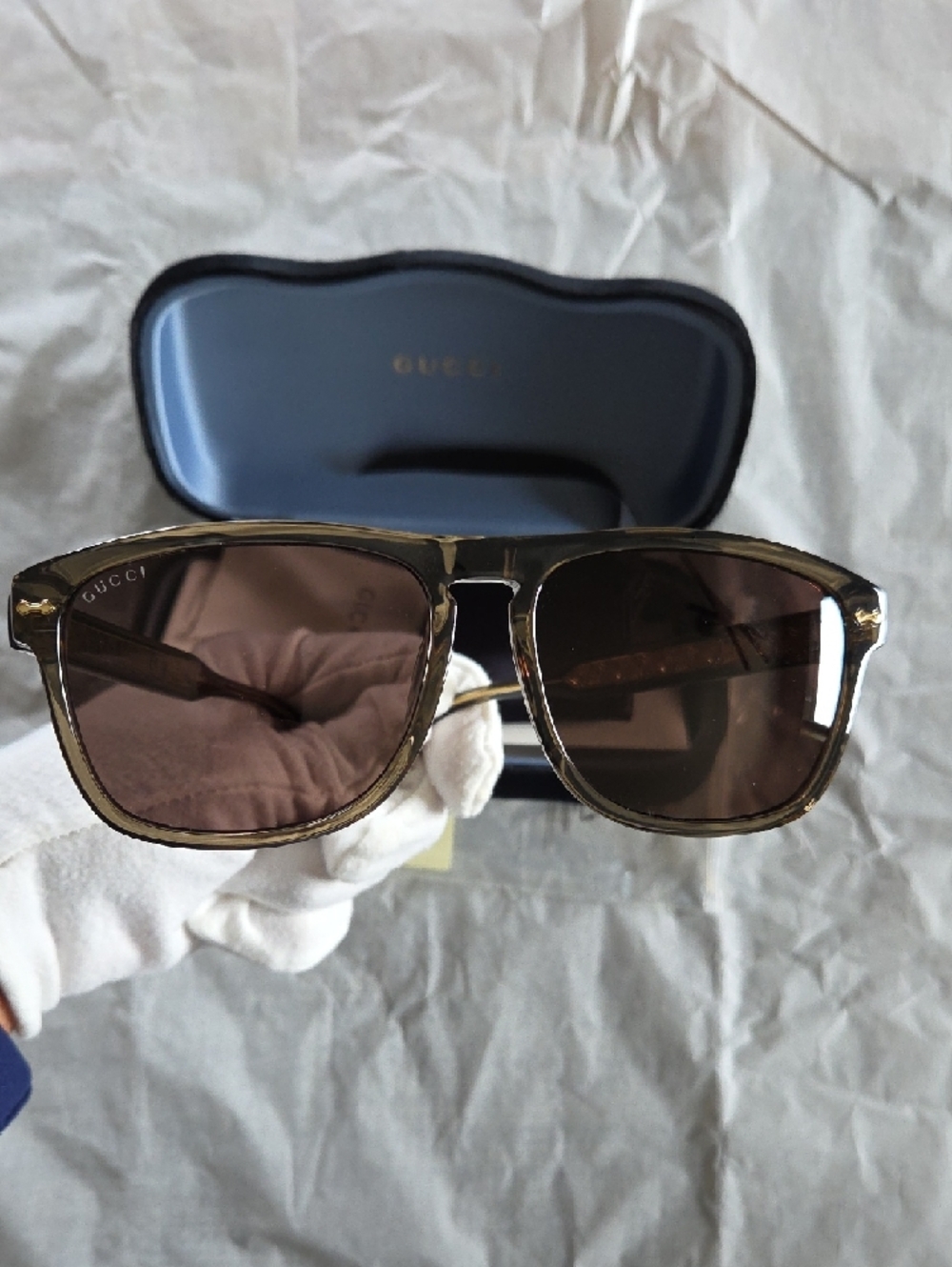 Gucci Brown Transparent Frame Sunglasses - Picture 4 of 16
